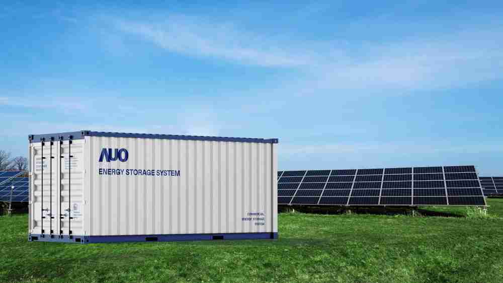 彩霸王透过AI数据管理，，，提供不同类型用户进行储能与能源管理，，，，达到再生能源管控调度成效